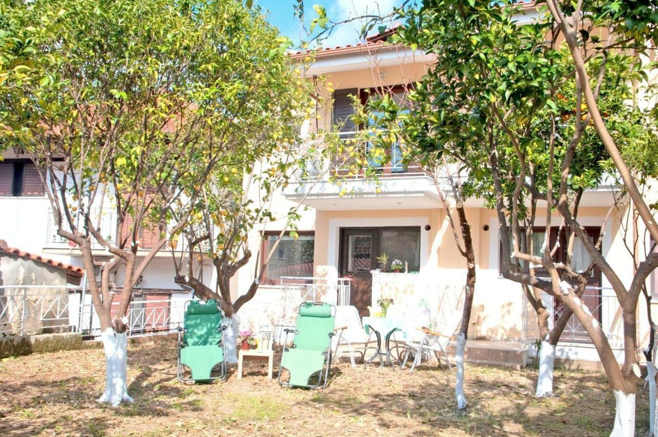 Dorothea'S Villa Platanos  Exteriör bild